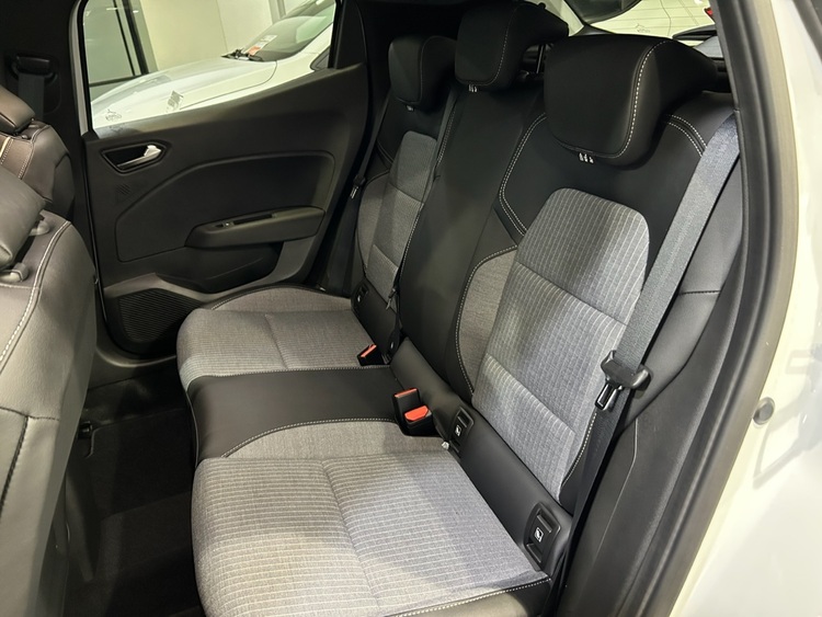 Renault Clio Techno foto 29