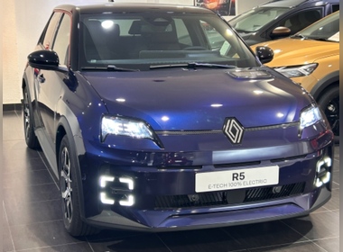 Renault - 5 E-Tech