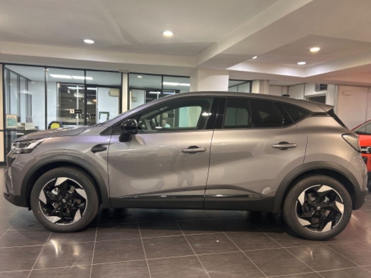 RENAULT CAPTUR techno full hybrid E-Tech 117kW (160CV) foto 7