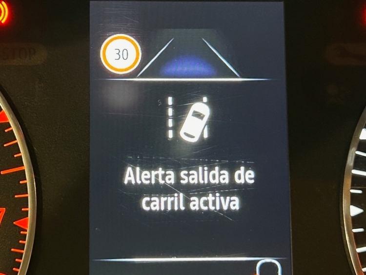 RENAULT CAPTUR INTENS 100CV GLP foto 22