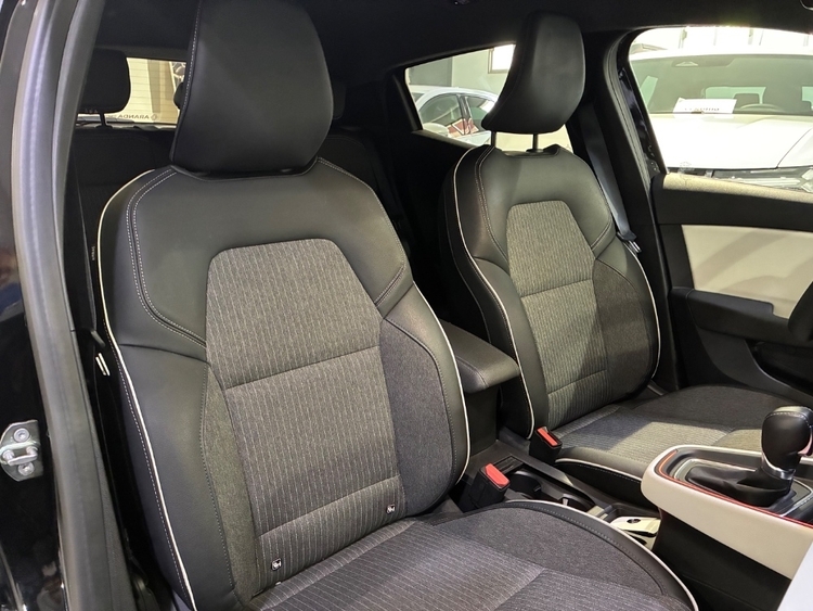 Renault Clio Techno foto 24