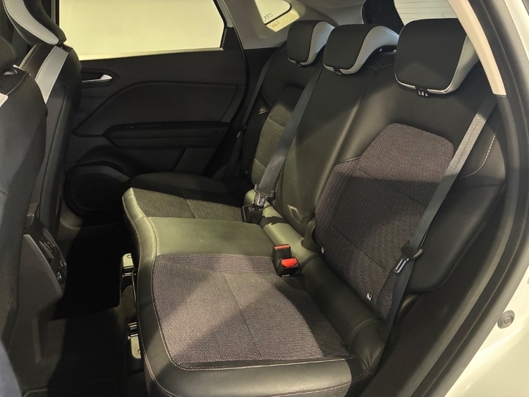 Renault Captur II ZEN FAST TRACK TCE 140CV 6V foto 19