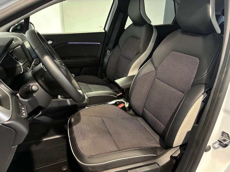 Renault Captur II ZEN FAST TRACK TCE 140CV 6V foto 8