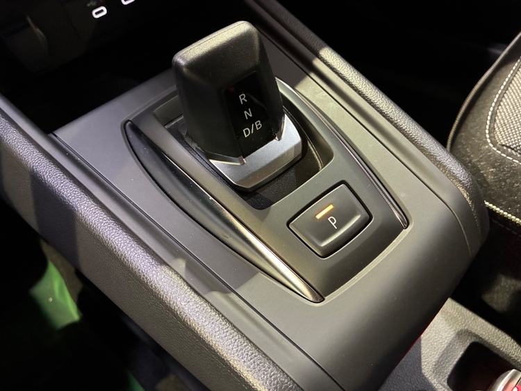 Renault Captur II Techno foto 17